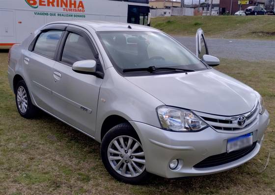 TOYOTA ETIOS 1.5 XLS SEDAN 16V FLEX 4P MANUAL TOYOTA ETIOS 1.5 XLS SEDAN 16V FLEX 4P MANUAL